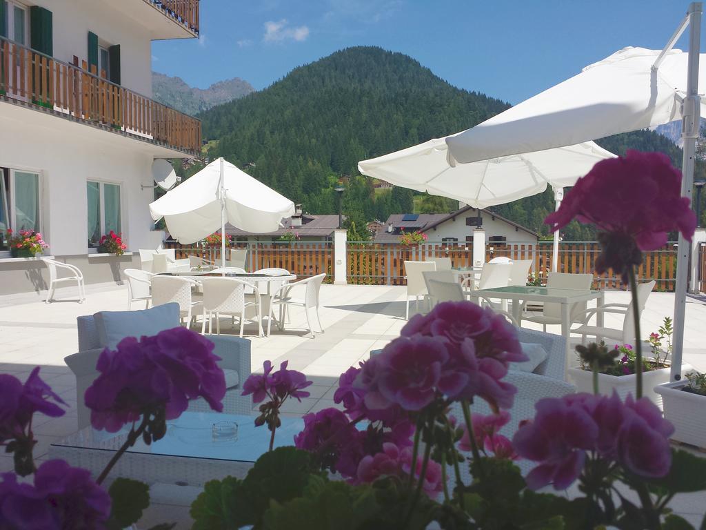 Hotel Pineta Falcade Exterior foto
