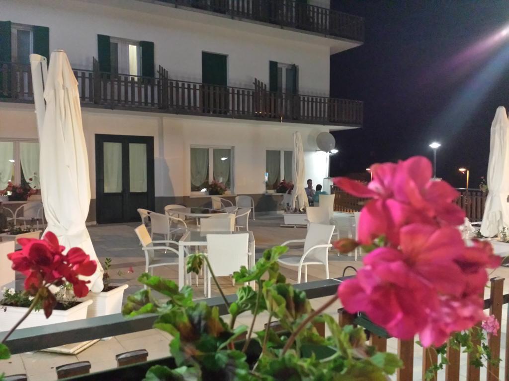 Hotel Pineta Falcade Exterior foto